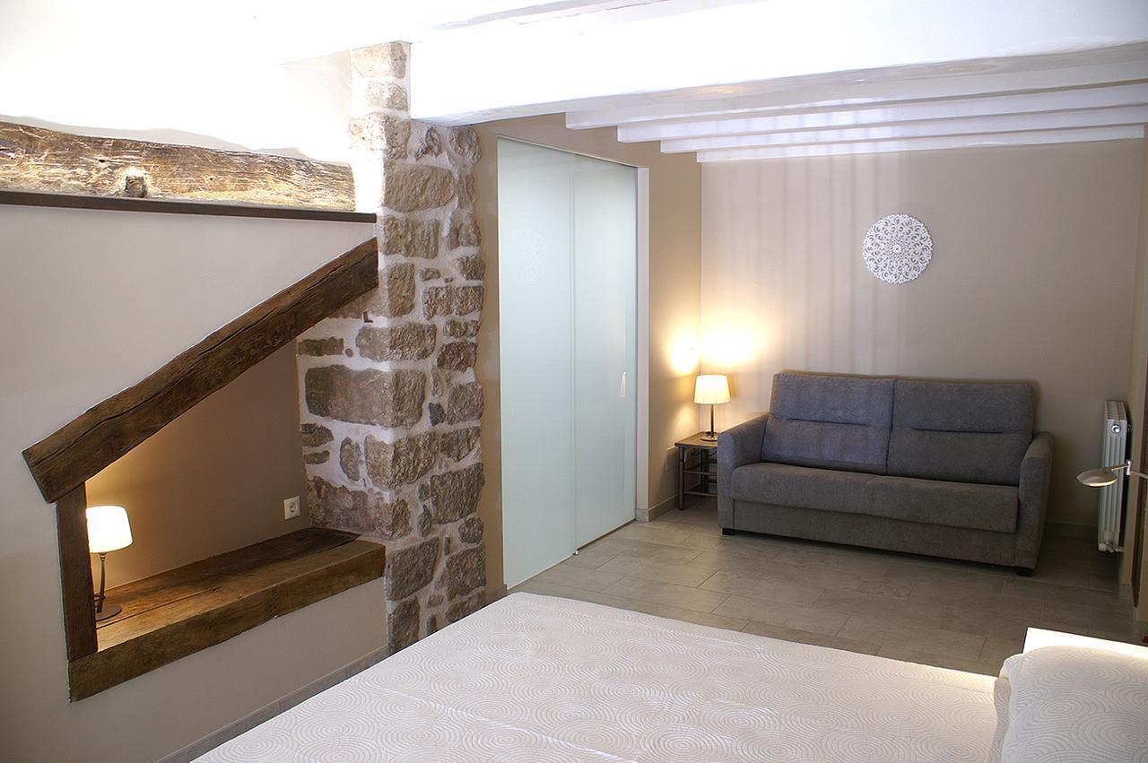 Habitacions Placa Major Santa Pau Exteriör bild