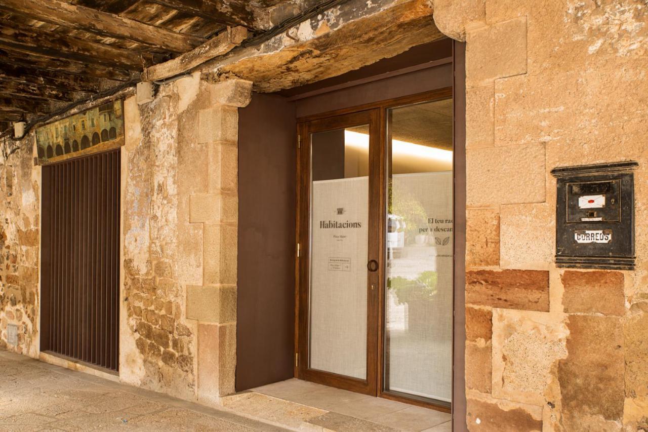 Habitacions Placa Major Santa Pau Exteriör bild